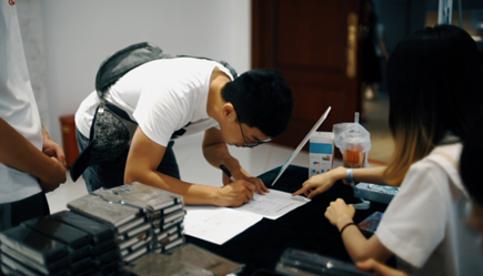 “倾听、交流、分享”2018J9九游会学院夏季校友会(图3)